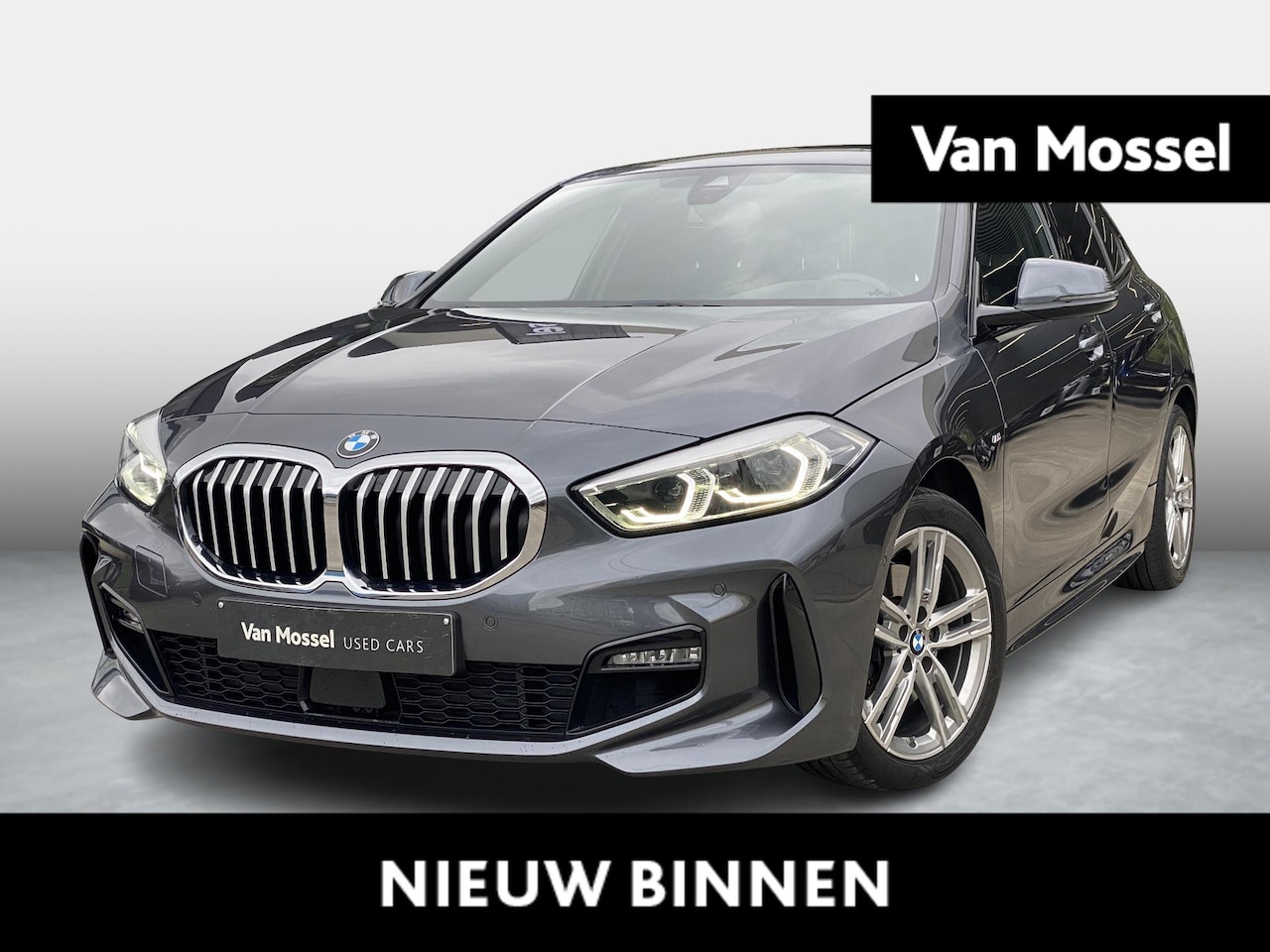 BMW 1-serie - 116iA M pack | Panoramadak | Navigatie | - AutoWereld.nl