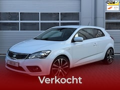 Kia Pro cee'd - 1.4 CVVT Seven / Navi / Airco / Sport / Cruise / Usb + Aux /