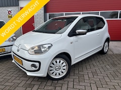 Volkswagen Up! - 1.0 high up NAVI / AIRCO / BLUETOOTH / ELEK RAMEN / NL-AUTO
