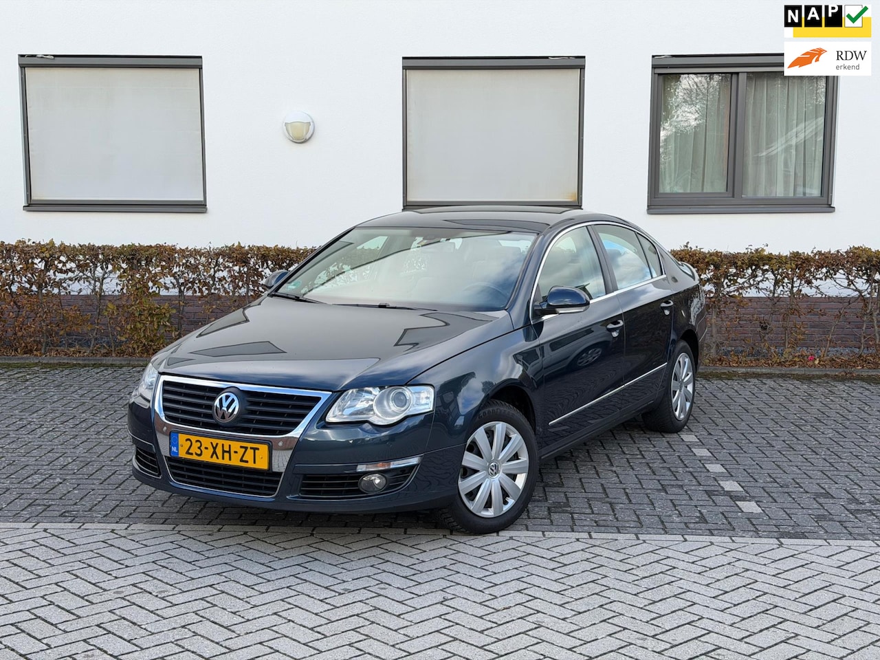 Volkswagen Passat - 2.0 FSI Comfortline NAP APK AUTOMAAT SUPER NETTE STAAT! - AutoWereld.nl