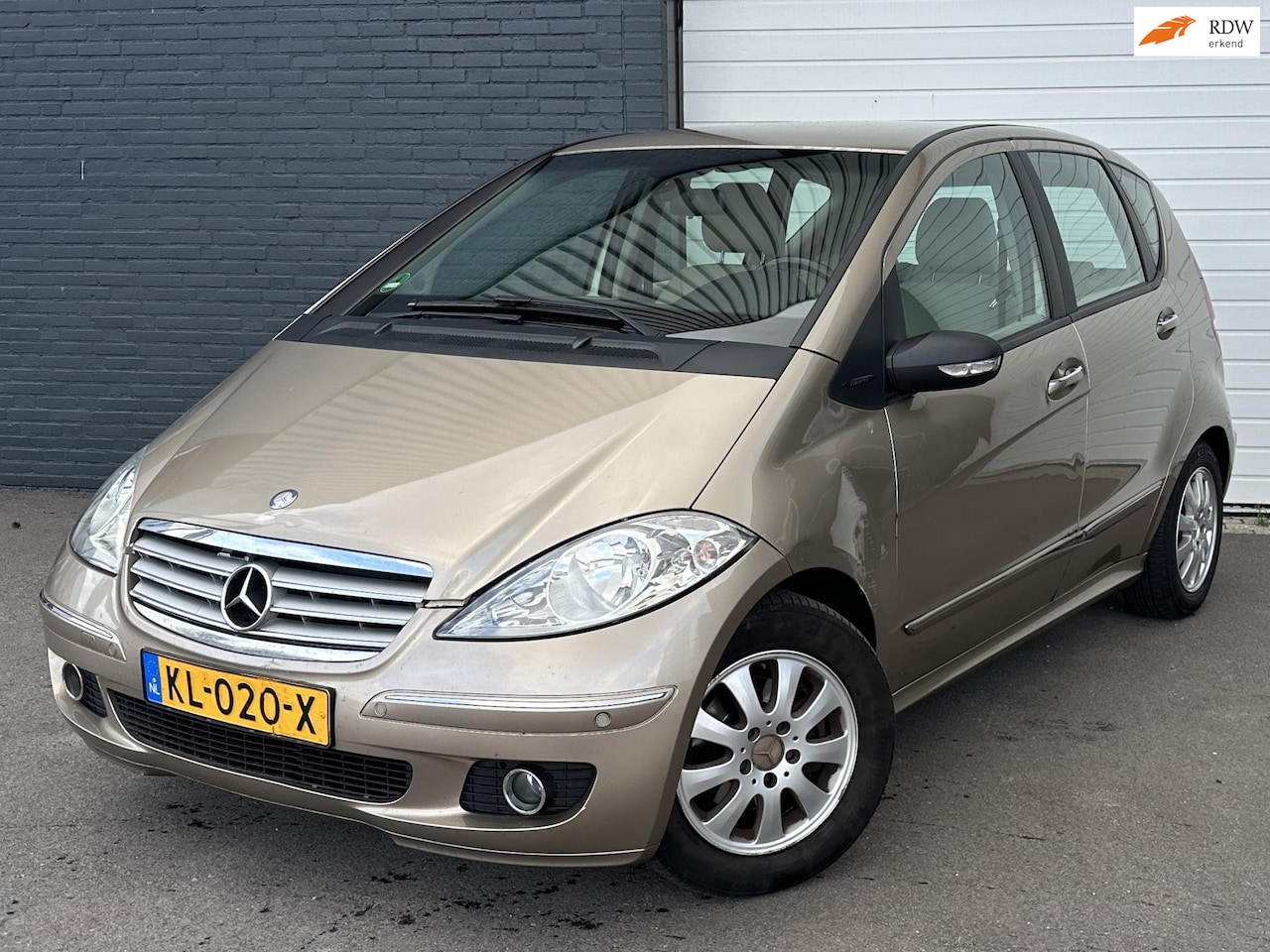Mercedes-Benz A-klasse - 170 Classic AIRCO/STOELVERWARMING/PDC/GEENAPK! - AutoWereld.nl