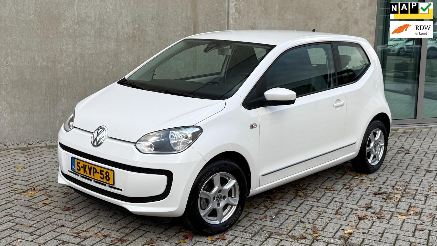 Volkswagen Up! - 1.0 move up! Wit 2013 AUT|AIRCO|NWE APK - AutoWereld.nl