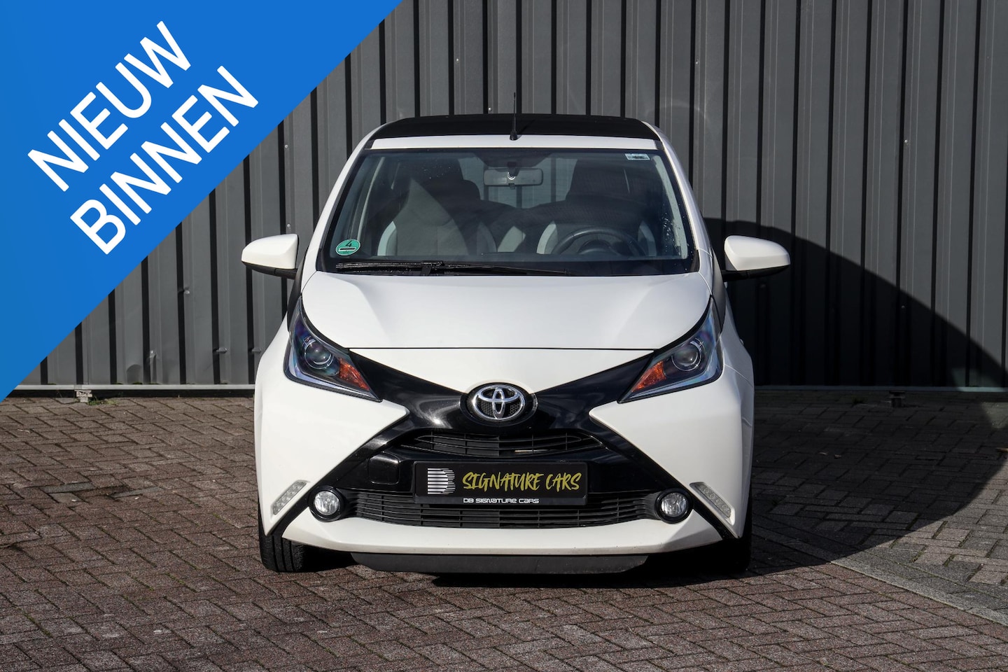 Toyota Aygo - 1.0 VVT-i x-wave Cabrio|Camera|Navi|Keyless|Cruise Control| - AutoWereld.nl