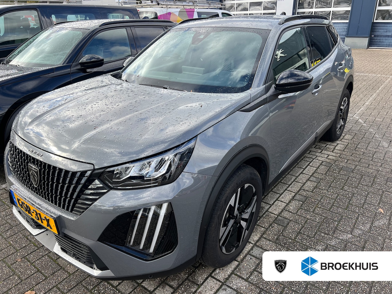 Peugeot 2008 - 1.2 Hybrid 136 Allure | Apple Carplay | PDC V+A | Cruise control | LMV 17"| DAB | LED Kopl - AutoWereld.nl