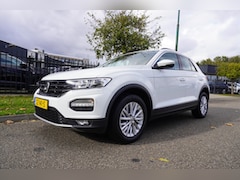 Volkswagen T-Roc - 1.0 TSI 115pk T-Roc Style Executive Apple Carplay Navigatie