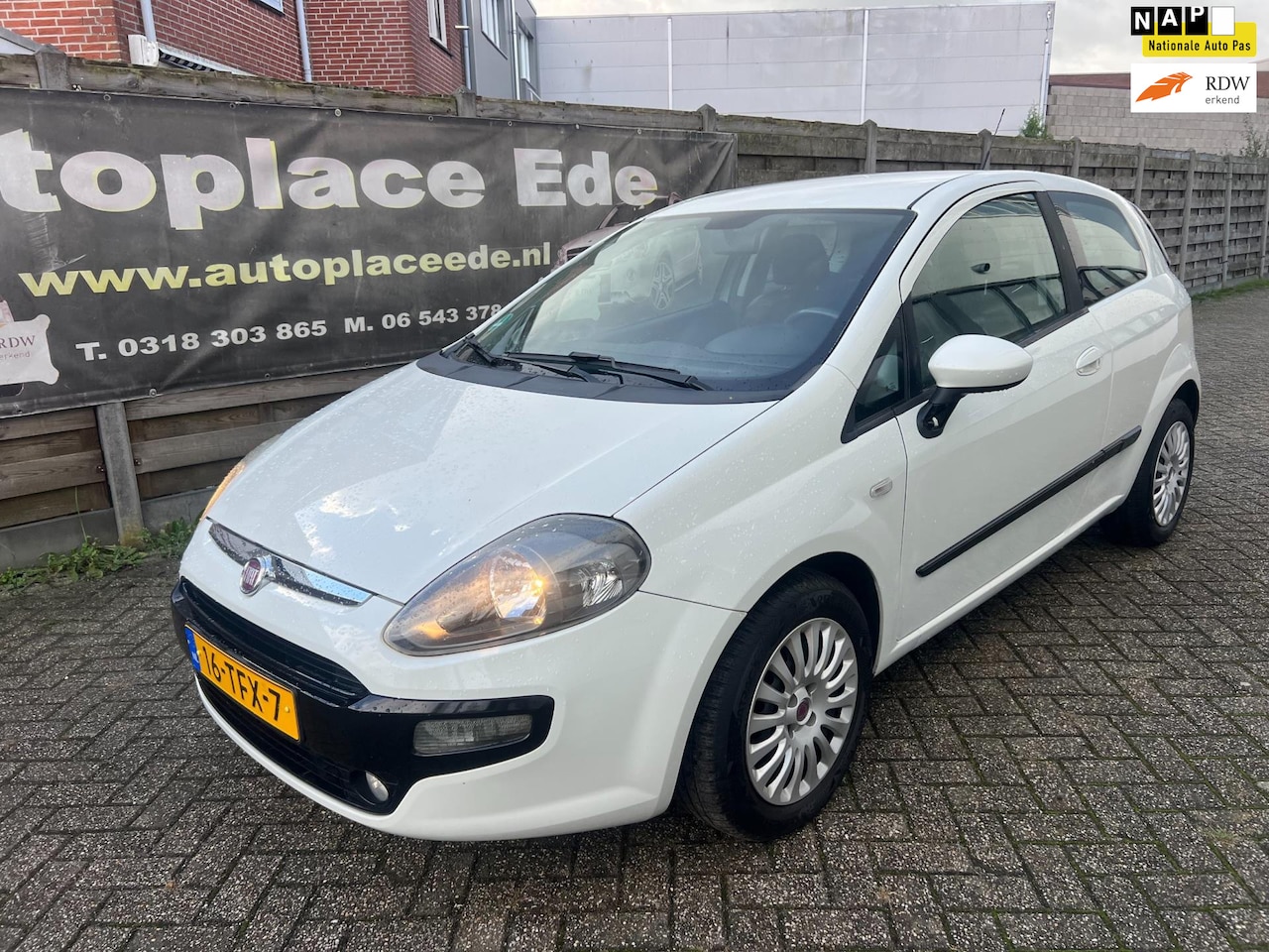 Fiat Punto Evo - 1.3 M-Jet Mylife DIESEL - AutoWereld.nl