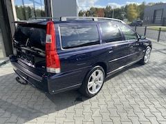 Volvo V70 - 2.4 Momentum Magic Blue 170pk Youngtimer