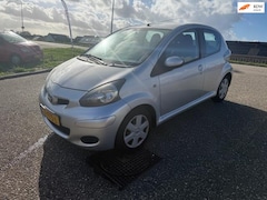 Toyota Aygo - 1.0-12V Access Airco Onderhouden Elek.pakket Parrot