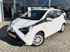 Toyota Aygo - 1.0 VVT-i x-play | Android Auto, Apple Carplay | Achteruitrijcam