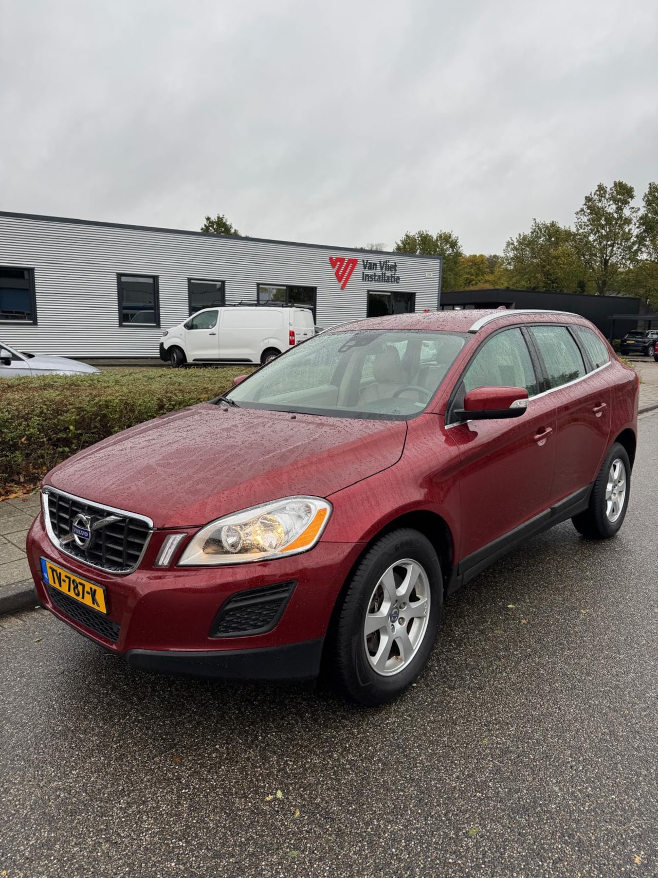 Volvo XC60 - 2.0T Kinetic - AutoWereld.nl