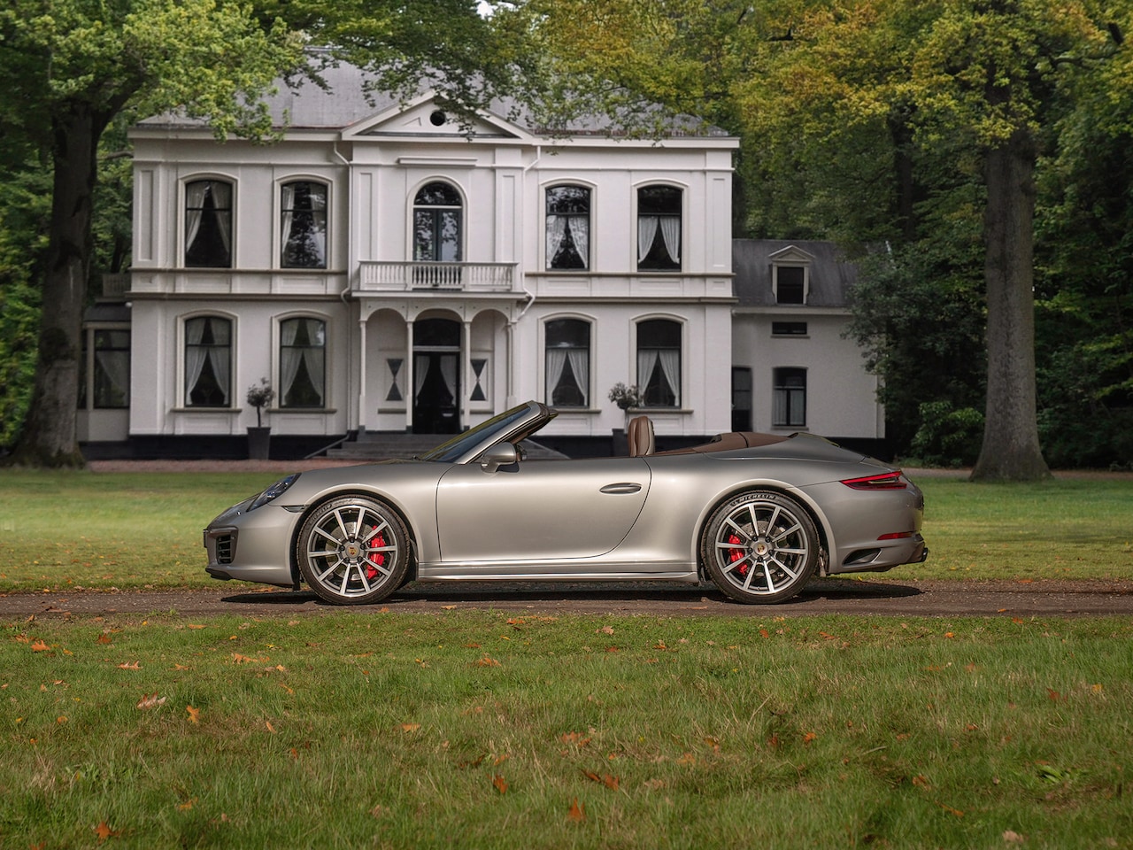 Porsche 911 Cabrio - 3.0 Carrera 4S | Adapt. Sportstoelen Plus | Sport Chrono | Adapt. cruise | Stoelventilatie - AutoWereld.nl