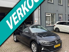Volkswagen Polo - 1.0 TSI Comfortline Business PARKEERSENSOREN ACC CARPLAY