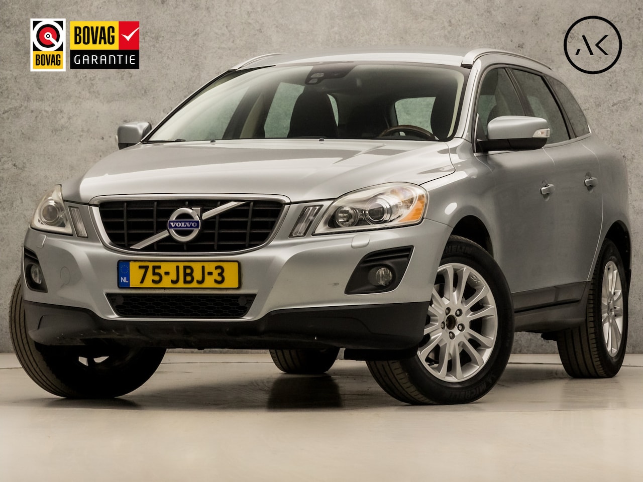 Volvo XC60 - 2.4D AWD Sport 164Pk Automaat (YOUNGTIMER, 5 CILINDER, NAVIGATIE, MEMORY SEATS, STOELVERWA - AutoWereld.nl