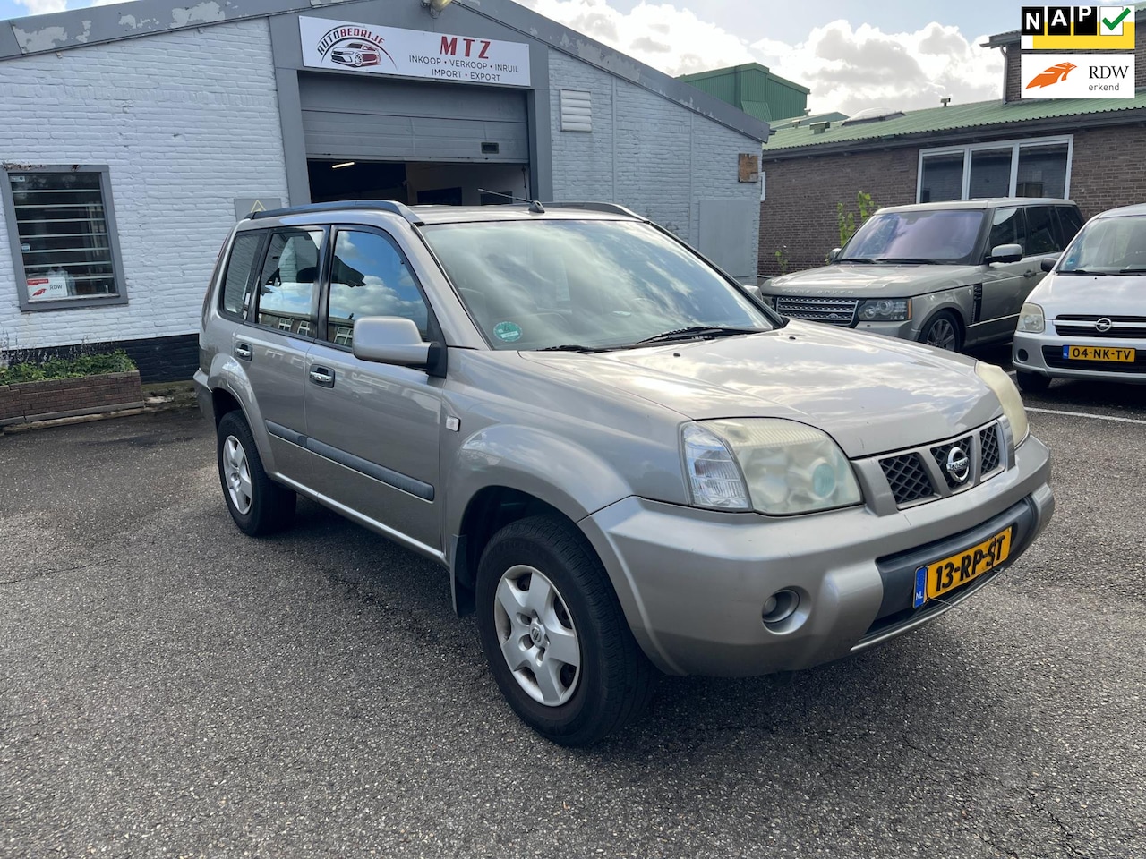 Nissan X-Trail - 2.0 Comfort 2wd Climate / NIEUWE APK / DEALER OH - AutoWereld.nl