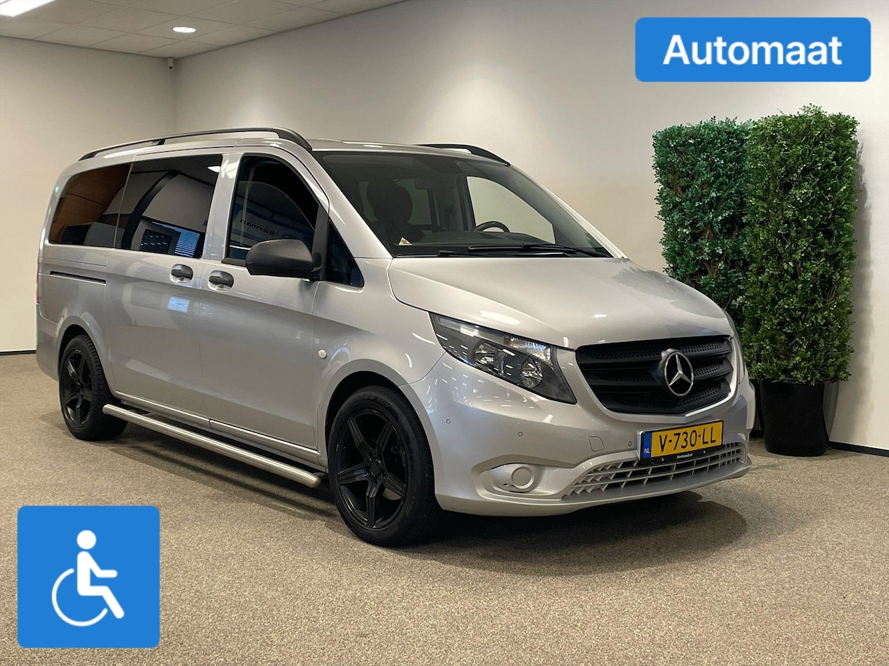 Mercedes-Benz Vito - L2H1 Rolstoelbus Automaat Zelfrijder rolstoel achter het stuur - AutoWereld.nl