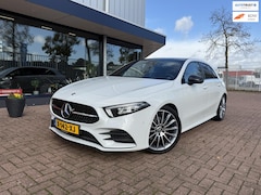 Mercedes-Benz A-klasse - 220 4MATIC | AMG | Pano | Sfeer | LED