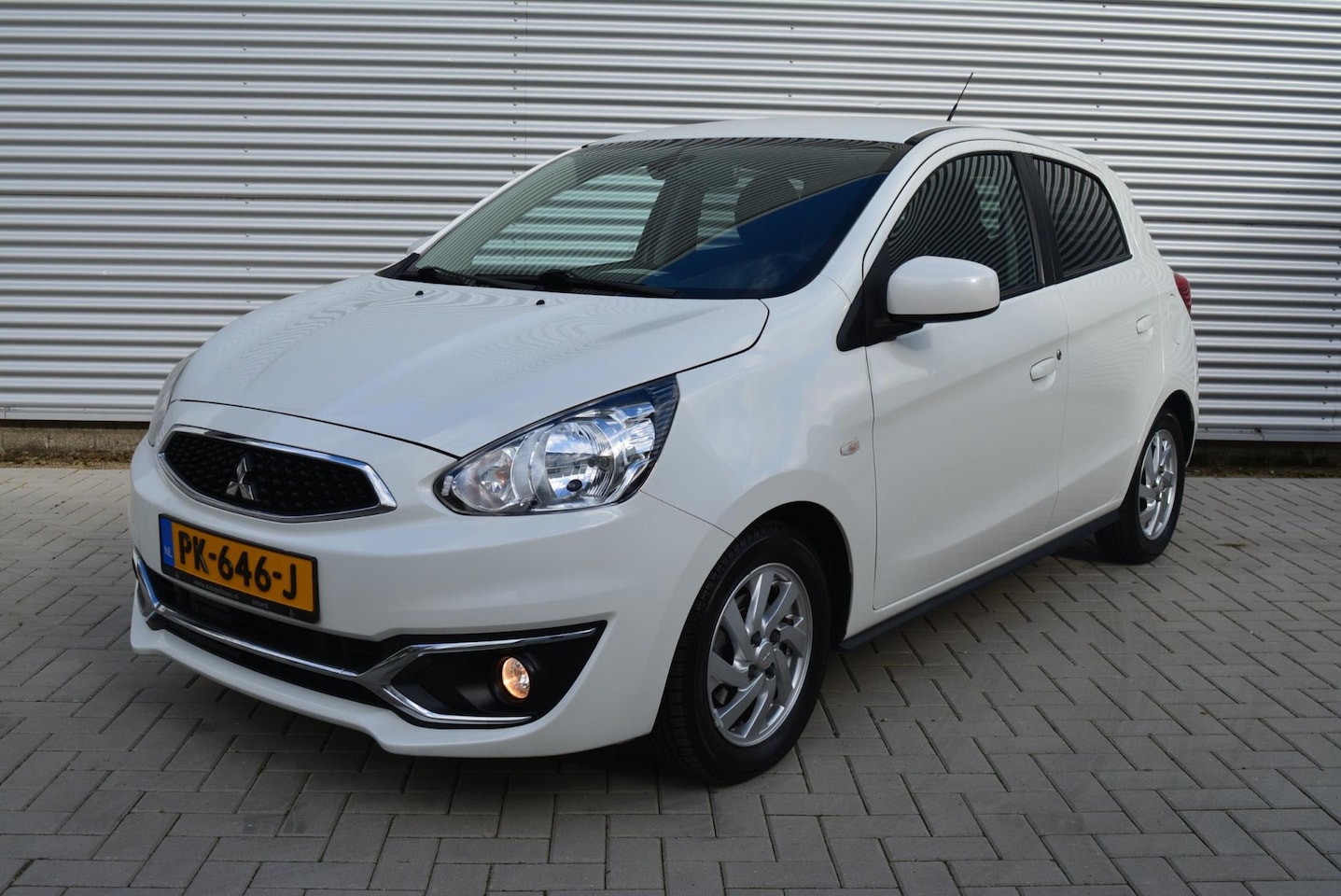 Mitsubishi Space Star - 1.2 Life | Airco | Cruise Control | L.M. Velgen | Mistlampen. - AutoWereld.nl