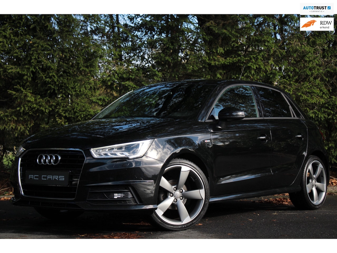 Audi A1 Sportback - 1.0 TFSI S-line - LED/Facelift/Rotor! - AutoWereld.nl