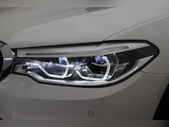 BMW 5-serie - 530e iPerformance High Executive M Sport Softclose, Camera, H&K, Head-Up, Apple Carplay, T