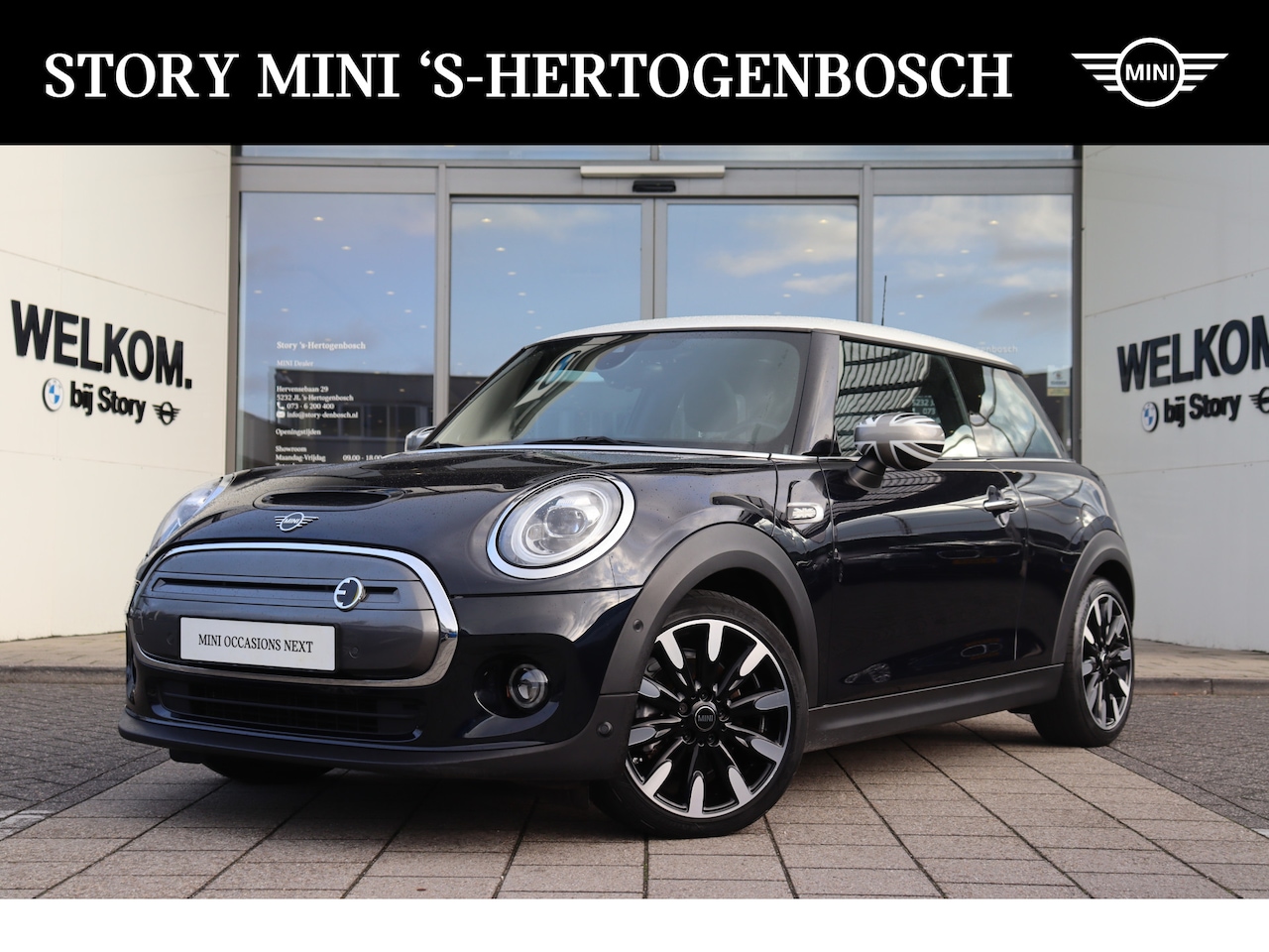 MINI Mini-Electric - Yours / Panoramadak / Sportstoelen / Achteruitrijcamera / Adaptieve LED / Comfort Access / - AutoWereld.nl