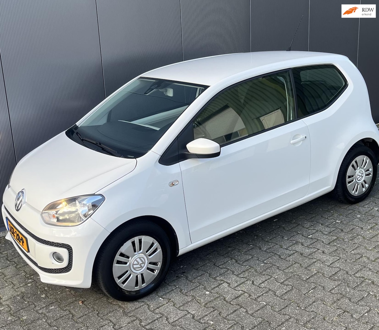 Volkswagen Up! - 1.0 75pk airco/cruisecontrol - AutoWereld.nl