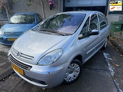 Citroën Xsara Picasso - 2.0i-16V Attraction Apk/Airco/Automaat