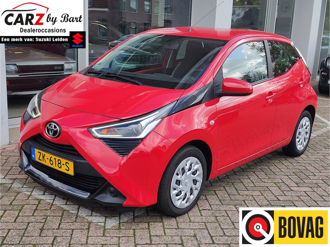 Toyota Aygo - 1.0 VVT-i X-PLAY LIMITED Carplay/Android | Airco | Camera - AutoWereld.nl
