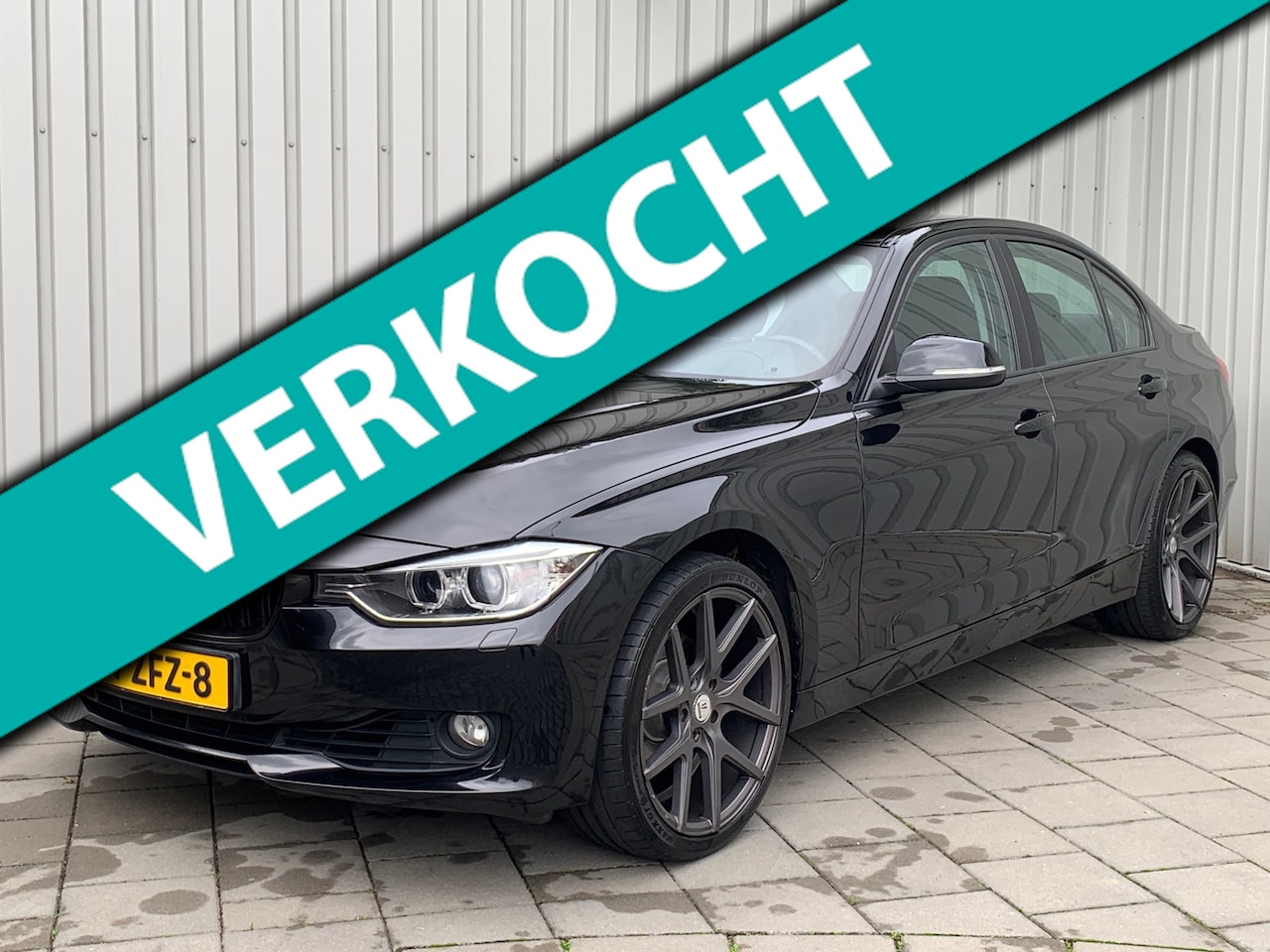 BMW 3-serie - 320i High Executive|Automaat|Climate Control|Navigatie| - AutoWereld.nl