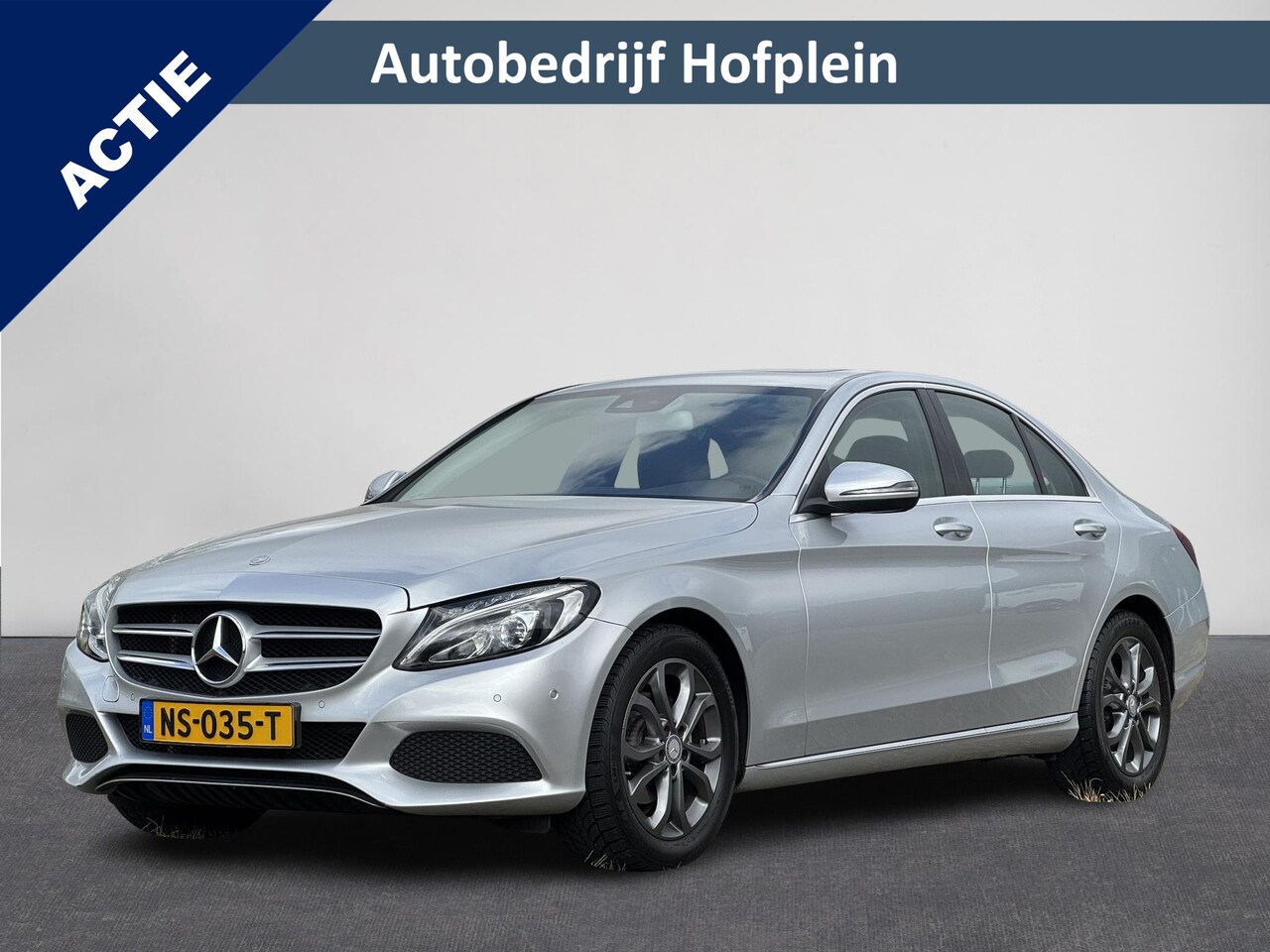 Mercedes-Benz C-klasse - C180 Prestige Automaat Navigatie | LED Verlichting | Dode Hoek Detectie | Panorama schuif/ - AutoWereld.nl
