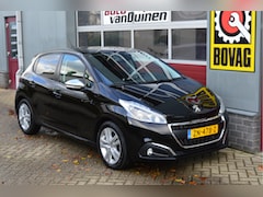Peugeot 208 - 1.2 PureTech Signature O.a: PDC, DAB, Airco, Cruise, Navi, Rijklaar, Etc. All-in prijs