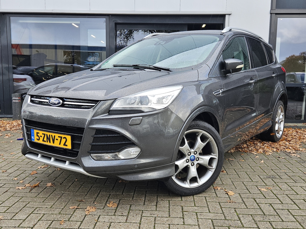Ford Kuga - 1.5 Titanium Plus + PANO DAK + SONY SOUND + CAMERA + KEYLESS + XENON - AutoWereld.nl