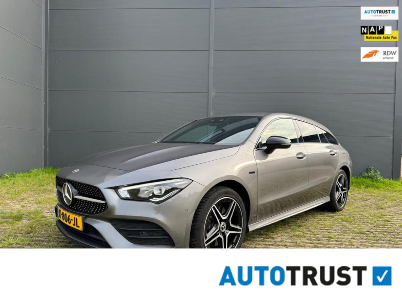 Mercedes-Benz CLA-klasse Shooting Brake - 250e Bus. Solution | AMG | Night pakket | 18 inch | LED | Trekhaak - AutoWereld.nl