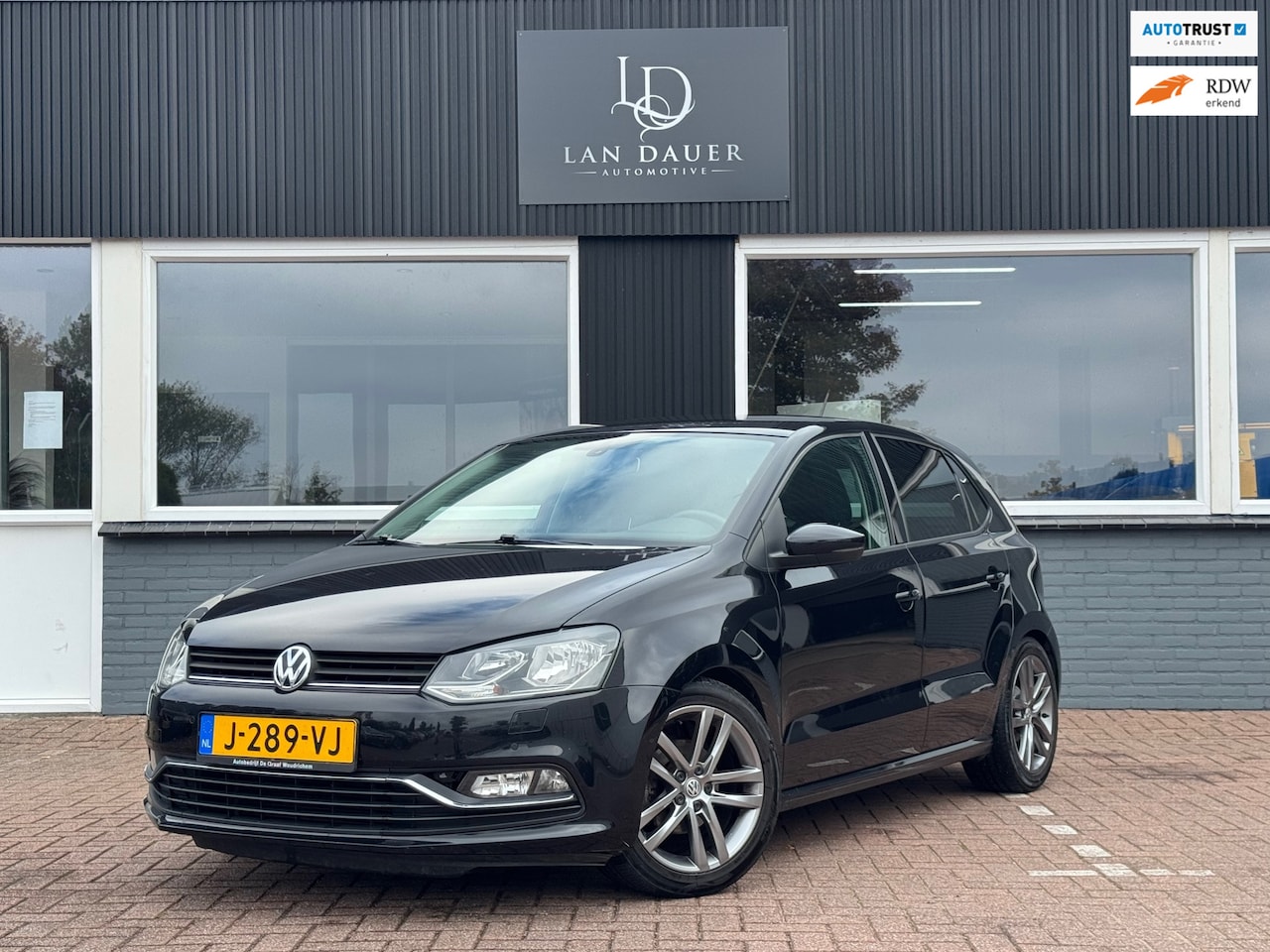 Volkswagen Polo - 1.0 First Edition 2014 / Nieuwe Apk - AutoWereld.nl