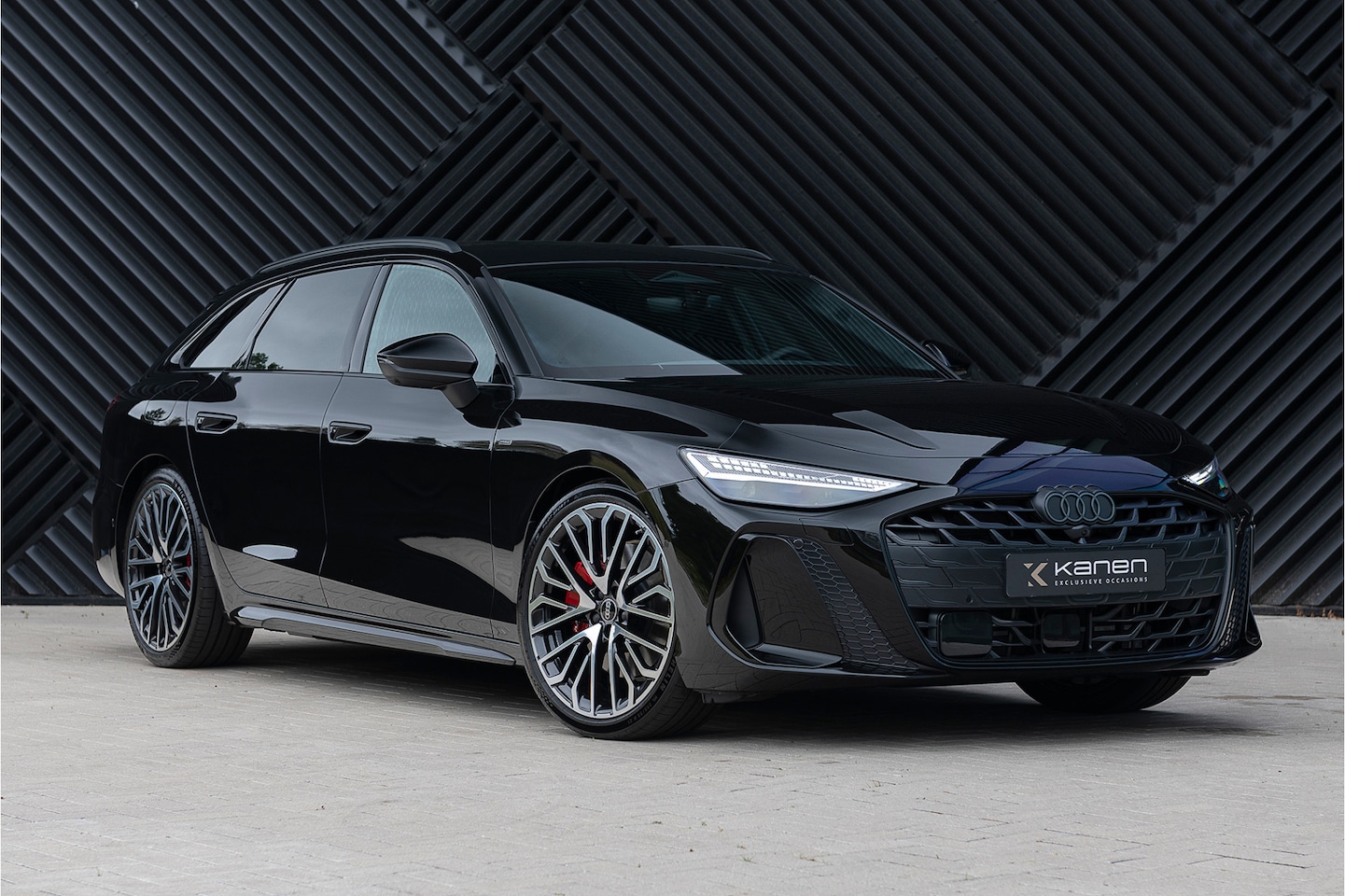 Audi A6 Avant - 2.0 e-hybrid quattro 270 KW S edition Competition ACC B&O 3D S Stoel 360 Camera Pano Lucht - AutoWereld.nl