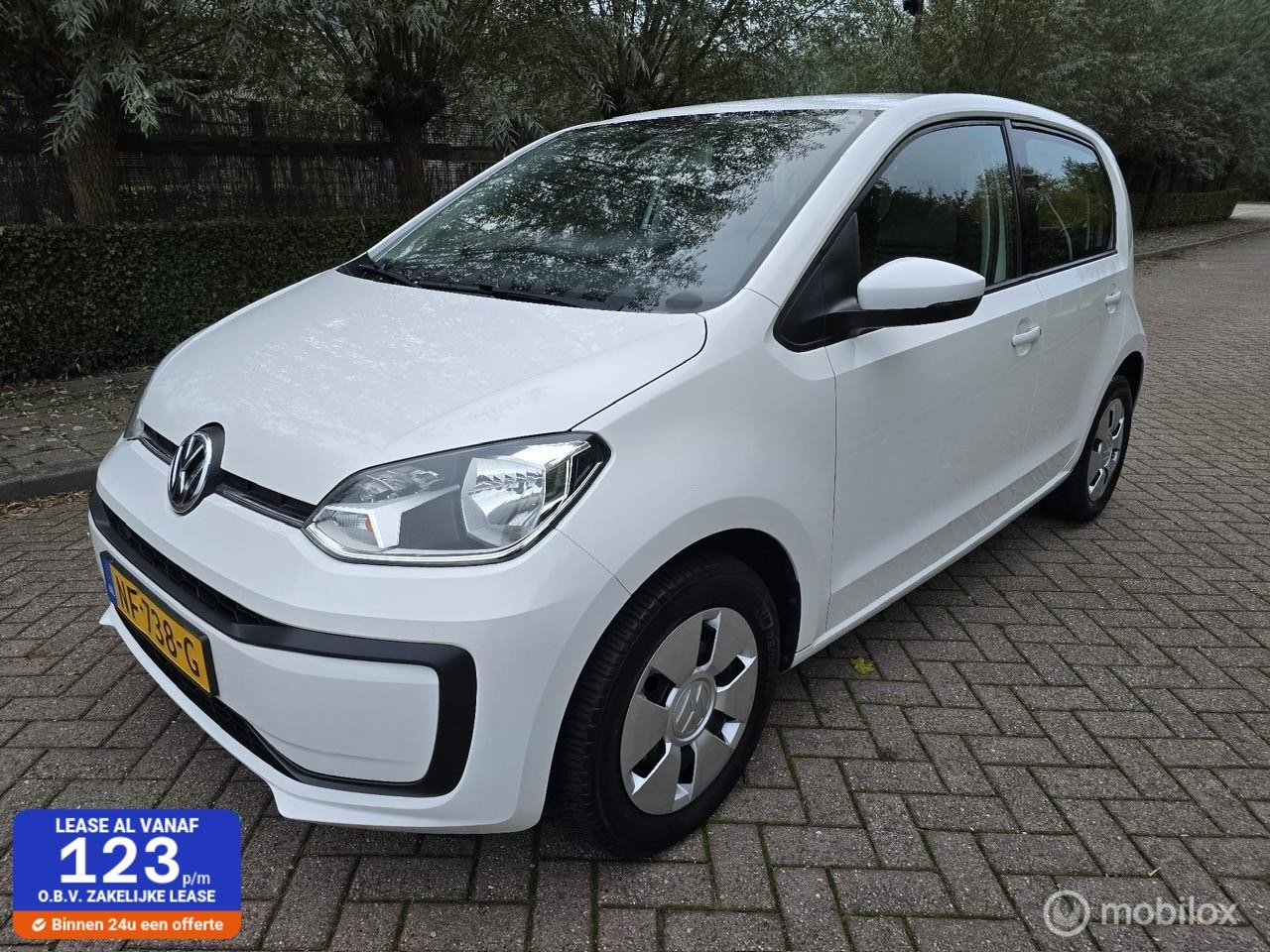 Volkswagen Up! - 1.0 BMT move up! 1.0 BMT move up! NIEUWE APK - AutoWereld.nl