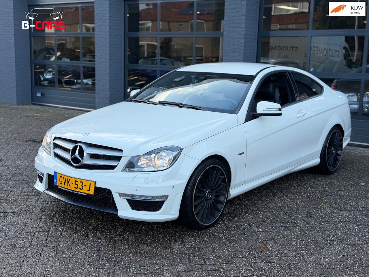 Mercedes-Benz C-klasse Coupé - 180 Edition 1 Stoelvw|Leer|Amg|Topstaat!! - AutoWereld.nl