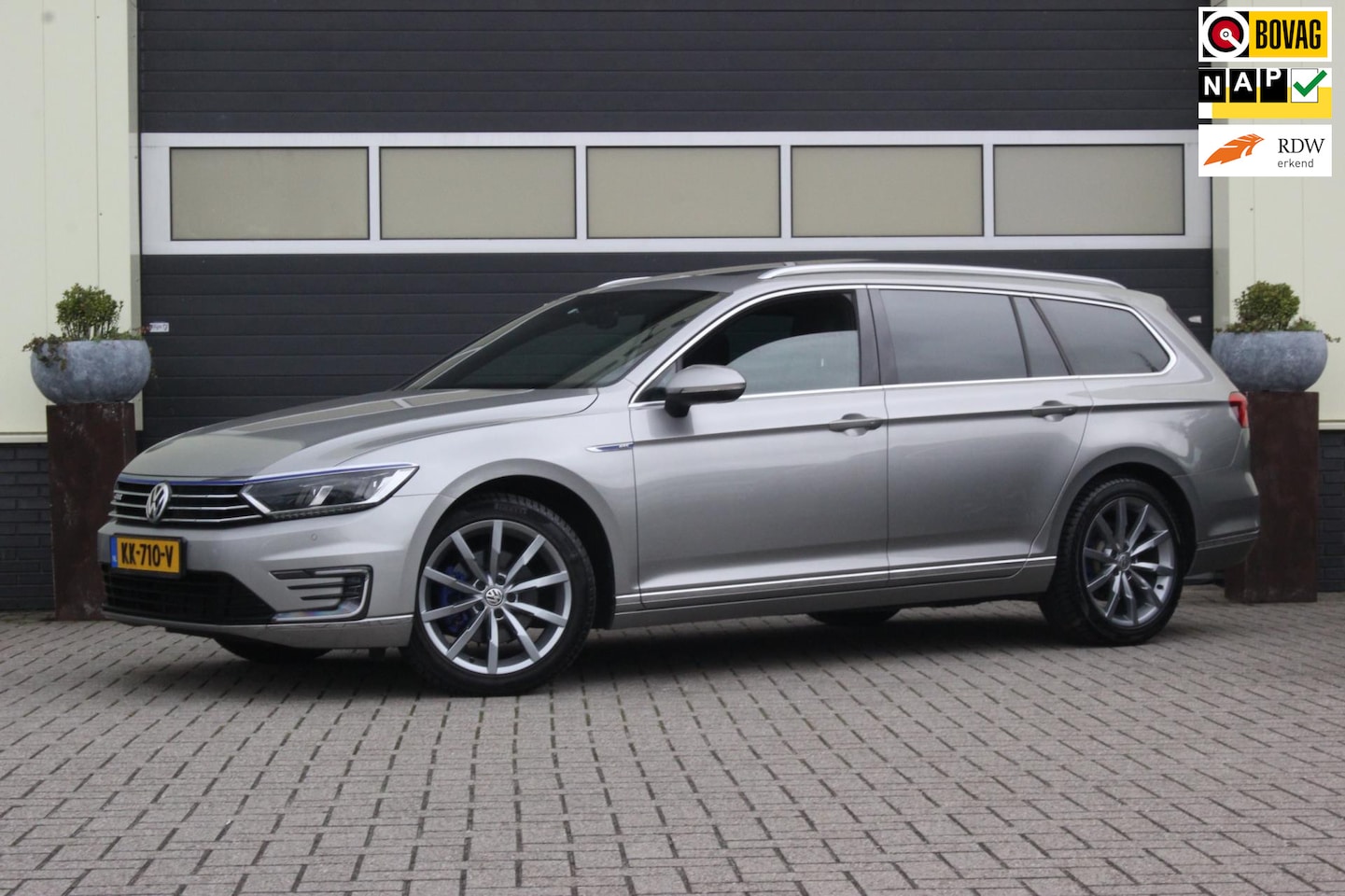 Volkswagen Passat Variant - 1.4 TSI GTE Connected Series Plus 1.4 TSI GTE Connected Series Plus - AutoWereld.nl