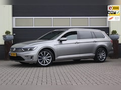 Volkswagen Passat Variant - 1.4 TSI GTE Connected Series Plus