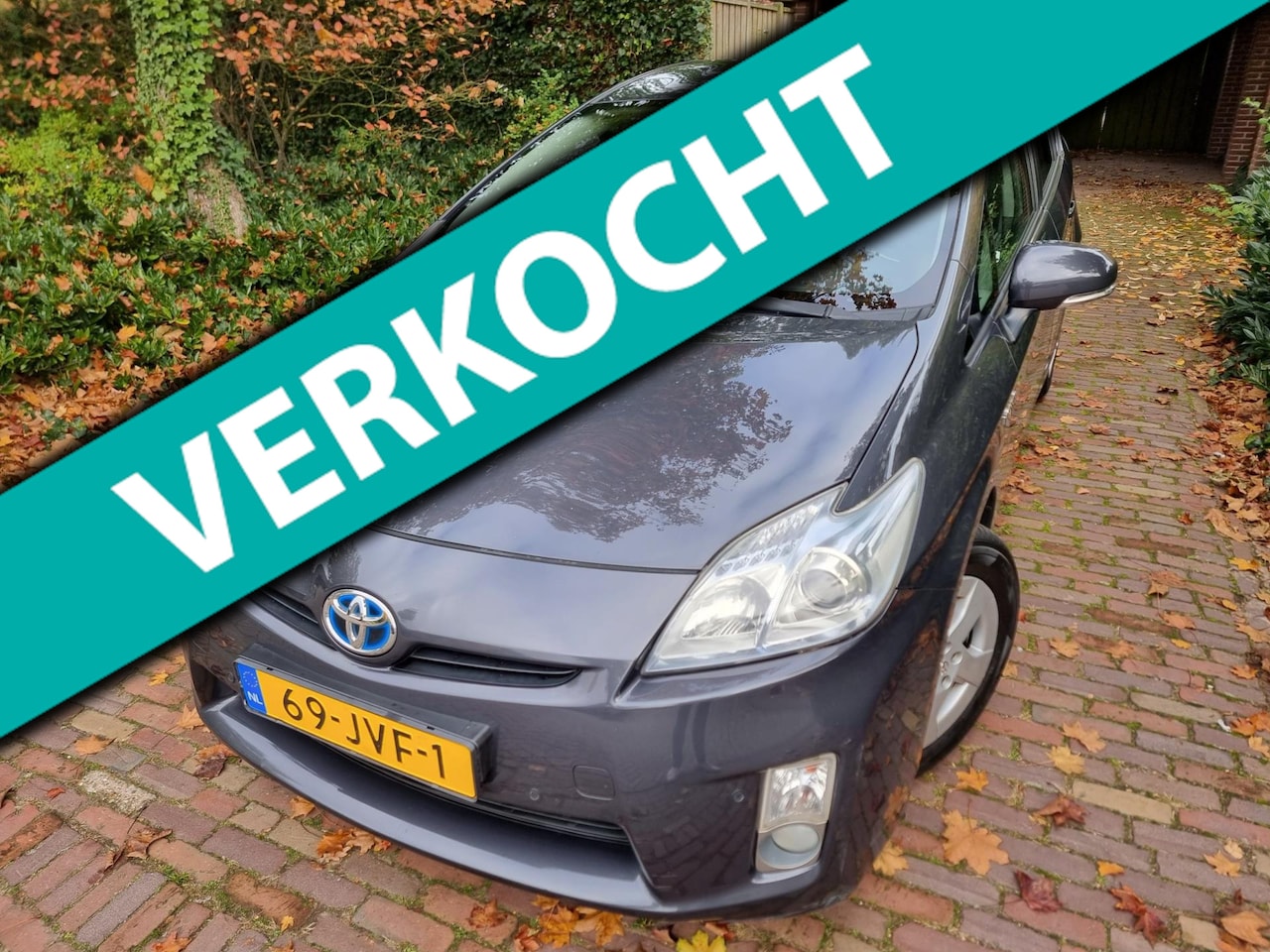 Toyota Prius - HYBRID 1.8 Comfort Cruise control /Parkeersensoren - AutoWereld.nl