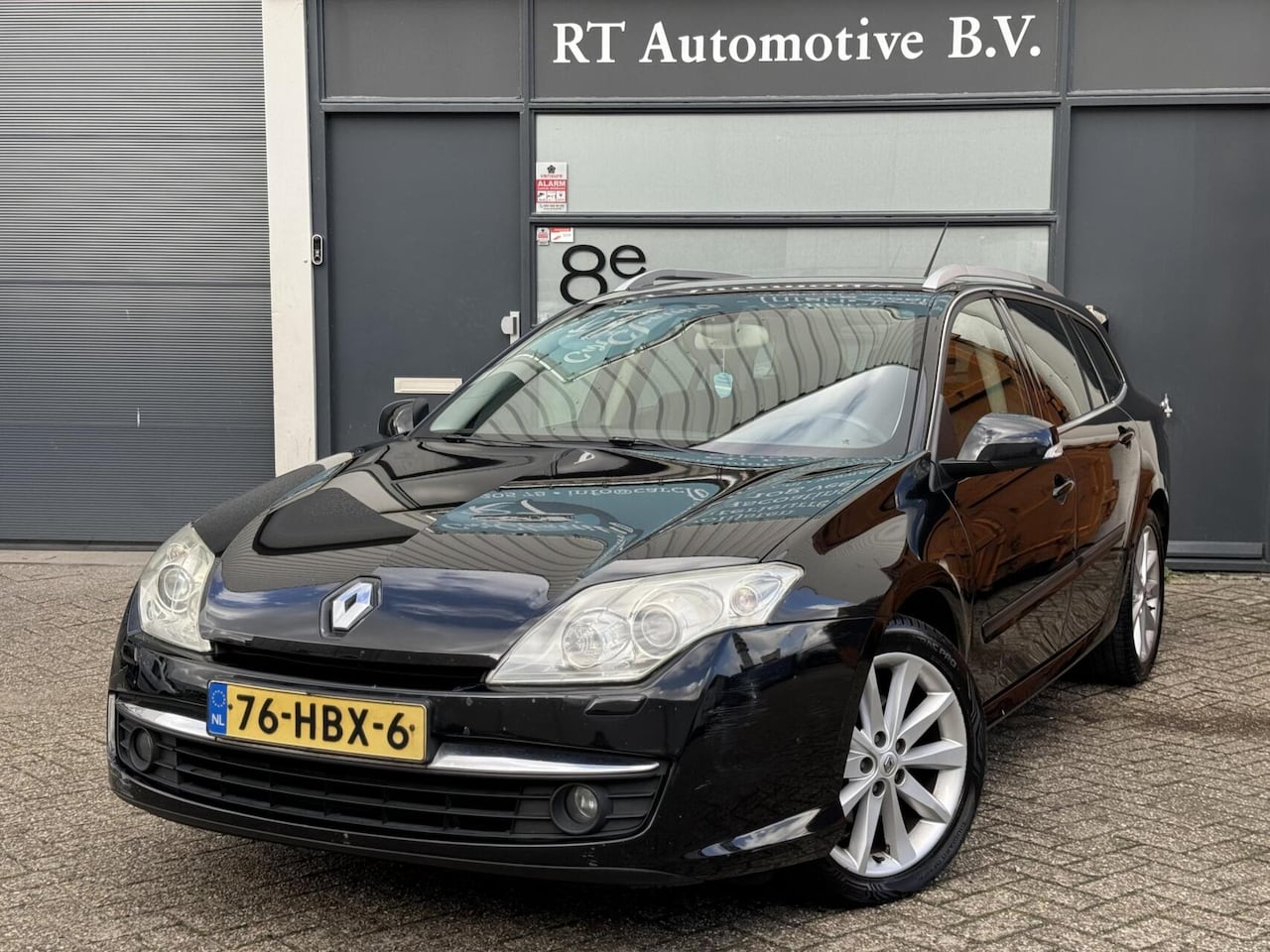 Renault Laguna Estate - 2.0 16V Clima/Cruise Automaat - AutoWereld.nl