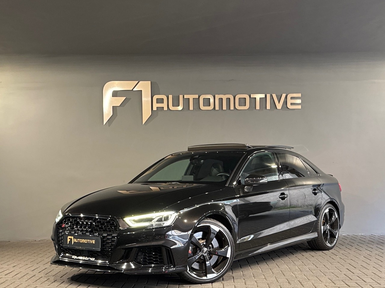 Audi RS3 - 2.5 TFSI Limo|Pano|B&O|ACC|RS Seat|Sfeer|Keyles|VOL - AutoWereld.nl