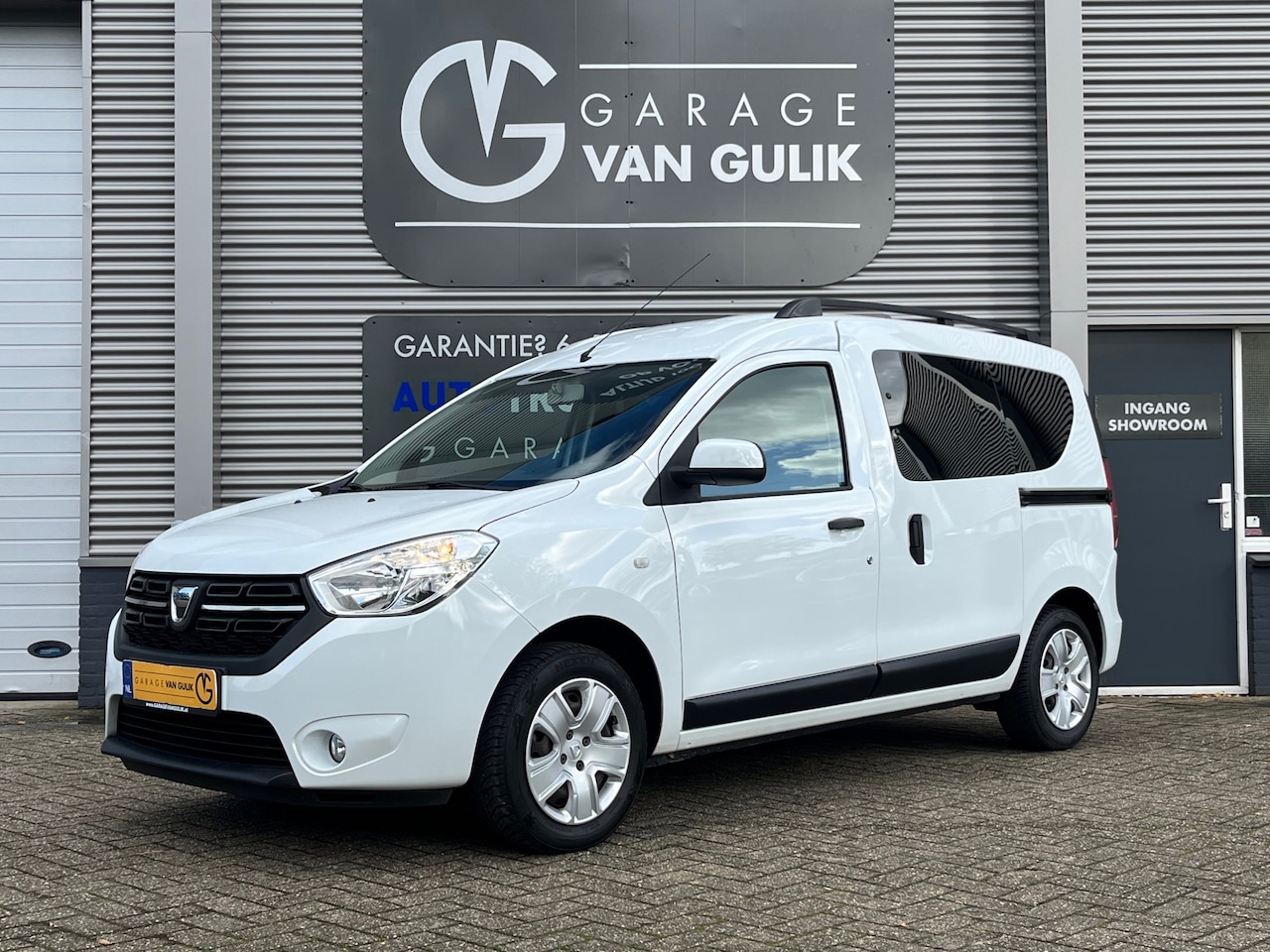 Dacia Dokker - 1.2 TCe 116PK Airco,Cruise,Parkeersensor,Isofix,ElektrRamen+Spiegels,Bluetooth,Dakrails,St - AutoWereld.nl