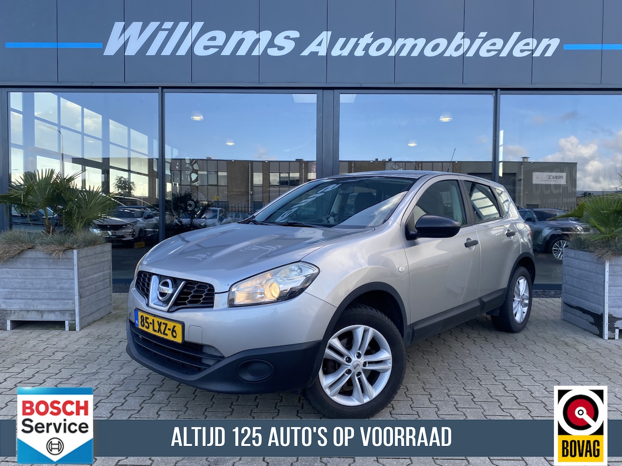 Nissan Qashqai - 1.6 Visia Eerste Eigenaar Airco , Cruise Control - AutoWereld.nl