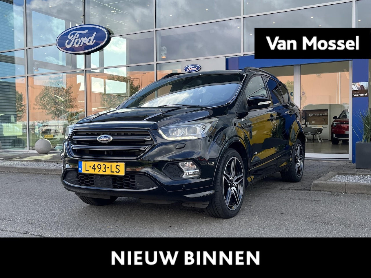 Ford Kuga - 1.5 ST-Line 4WD | Adaptive Cruise Control | Climate Control | Trekhaak| Elektrische Achter - AutoWereld.nl