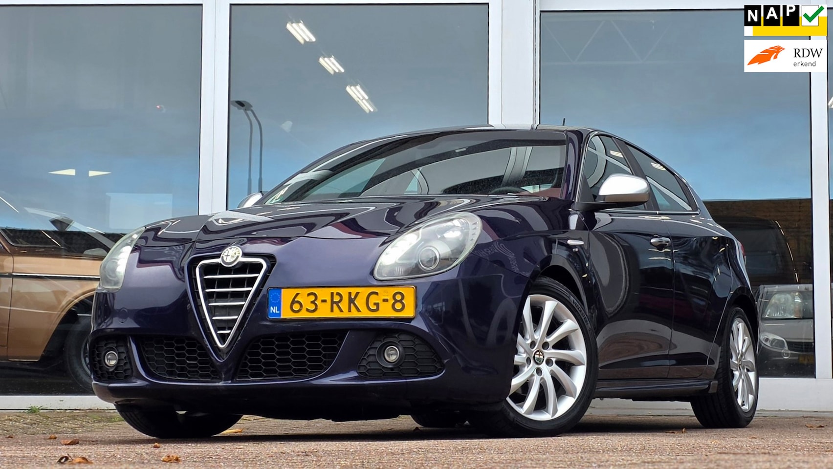 Alfa Romeo Giulietta - 1.6 JTDm Distinctive Leer Trekhaak 3e Eigenaar APK 07-10-2026! - AutoWereld.nl