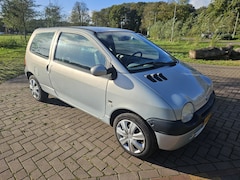 Renault Twingo - 1.2-16V Privilège