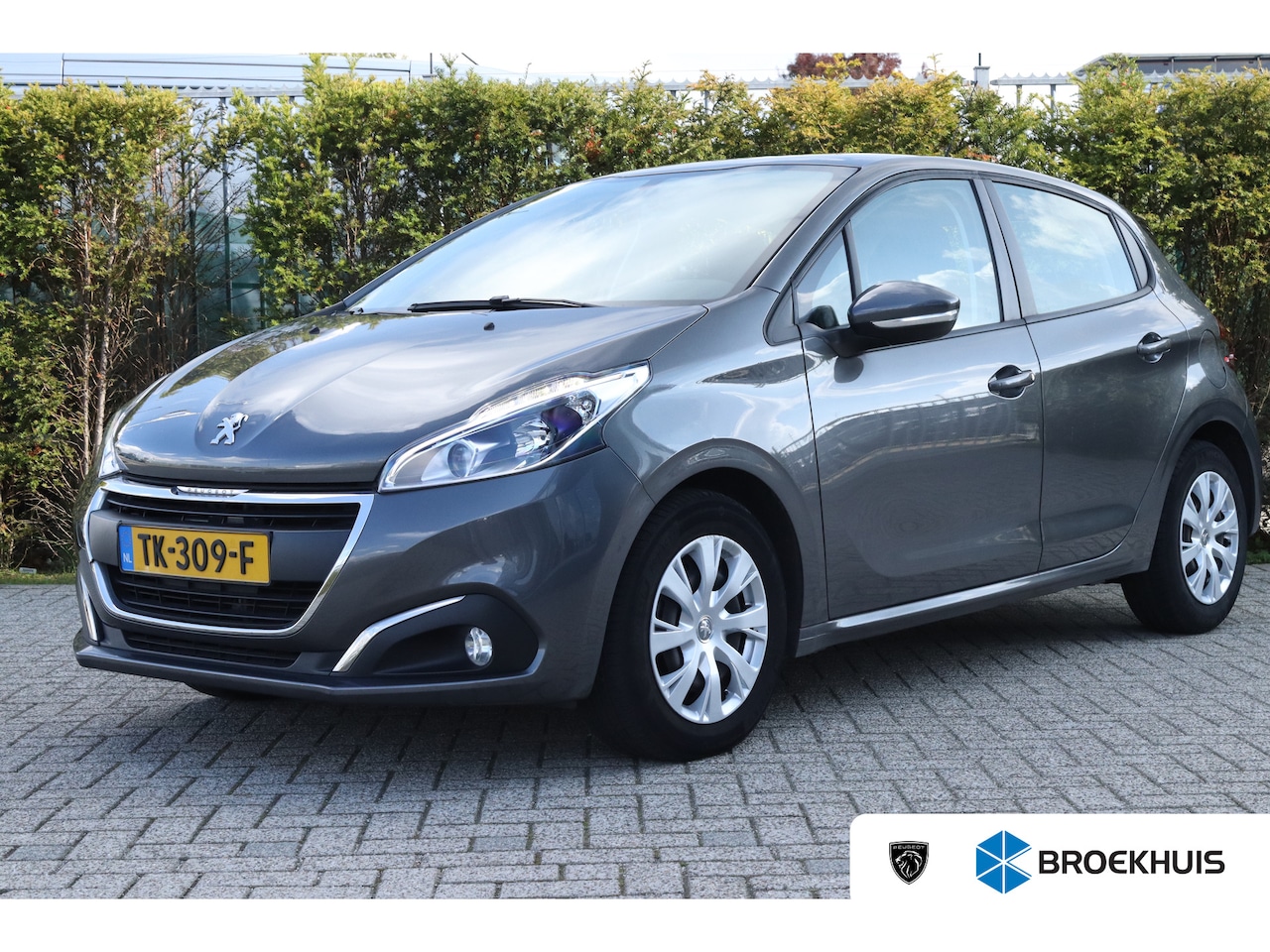Peugeot 208 - 1.2 PureTech Blue Lion | Cruise Control | Sensoren | Navigatie | Airco | Carplay - AutoWereld.nl