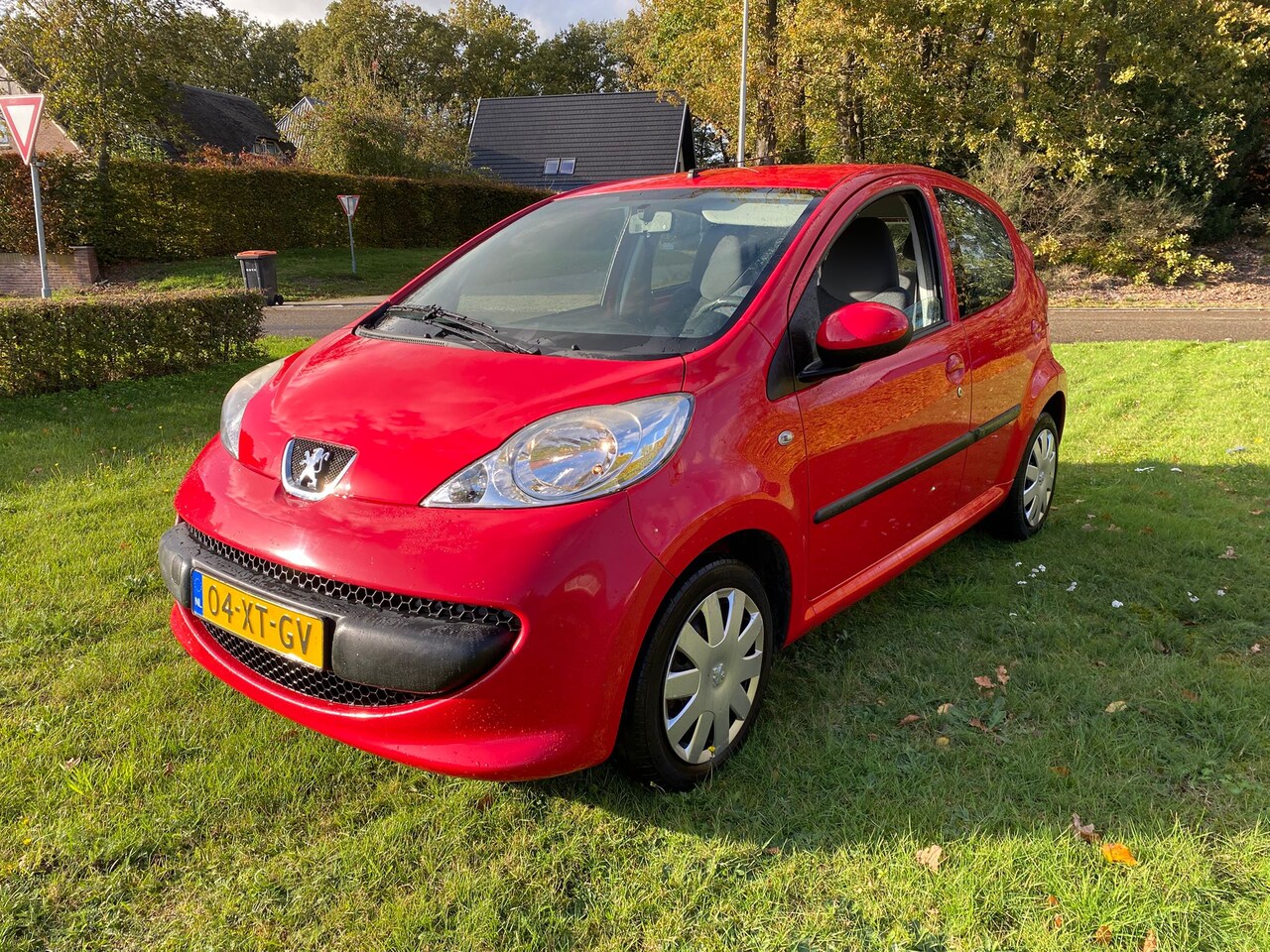 PEUGEOT 107