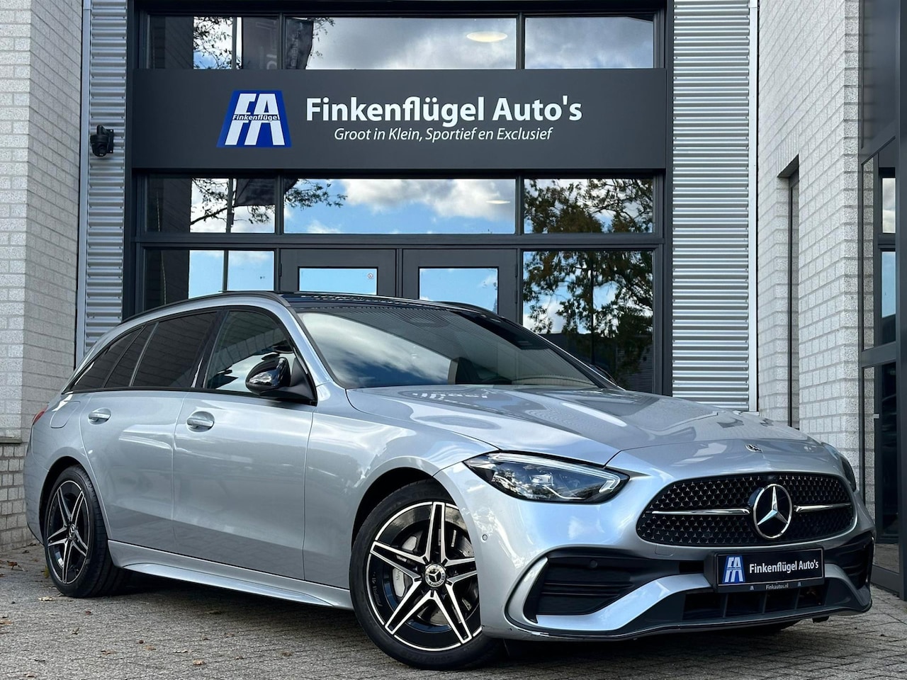 Mercedes-Benz C-klasse Estate - 200 AMG Line Facelift |Pano |Memory |Camera |Night |Sfeer | - AutoWereld.nl