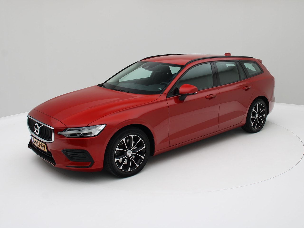 Volvo V60 - 2.0 B3 Momentum Advantage 2.0 B3 Momentum Advantage - AutoWereld.nl